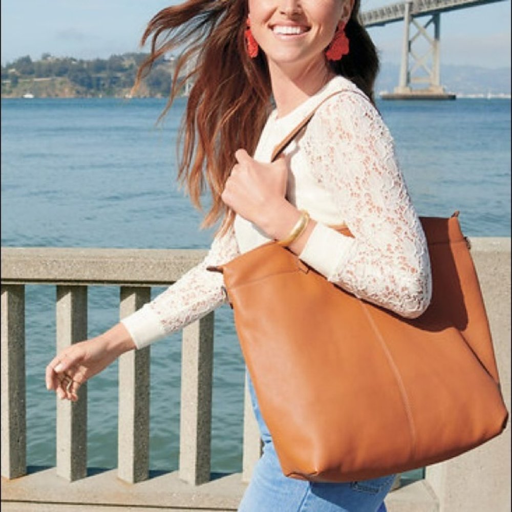 COVET Stella & Dot Kensington Crossbody Bag